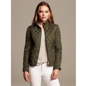 {Banana Republic} Olive Quilted Field Jacket